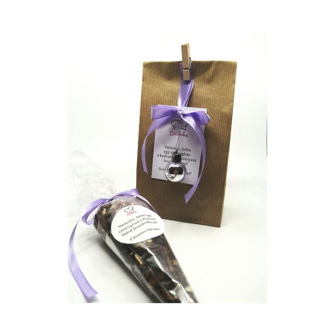 Fűszeres tea és sütimix